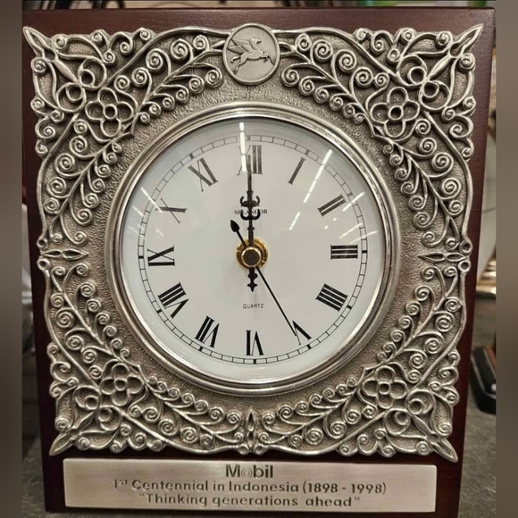 Royal Selangor Mobil Logo Custom Clock 1st Centennial in Indonesia 1899-1998